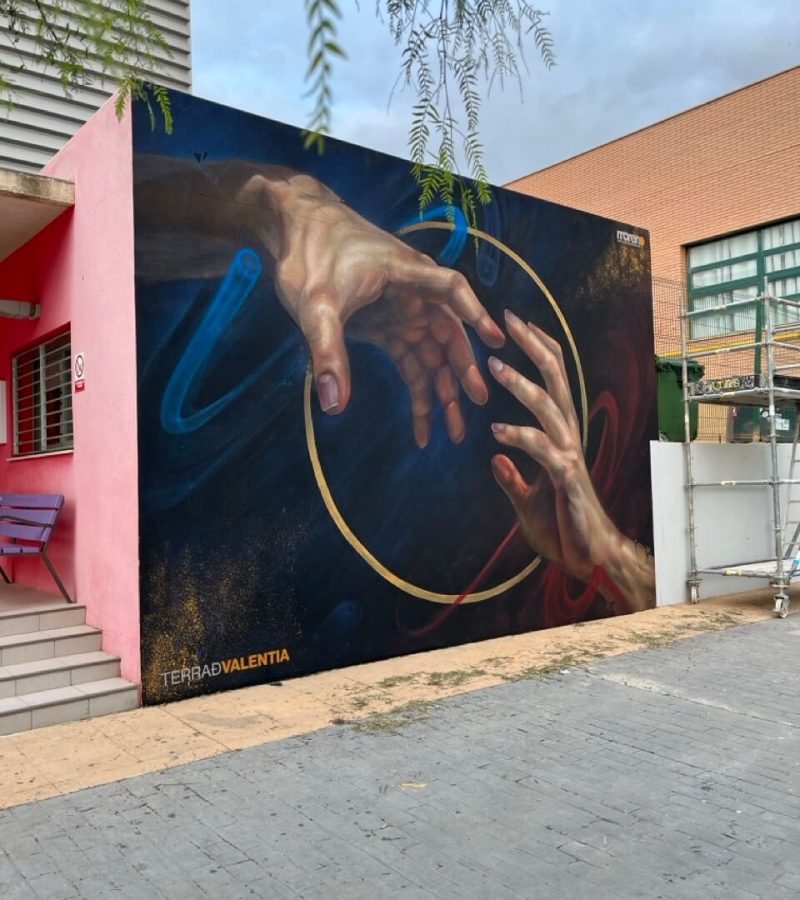 Mural de graffiti por la dana en Chiva